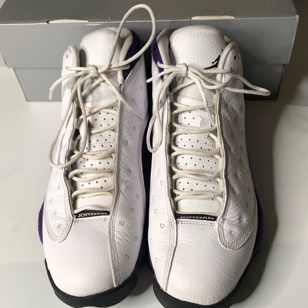 Air Jordan 13 Lakers Mens Size 10 Sneakers Shoes - Picture 3 of 9